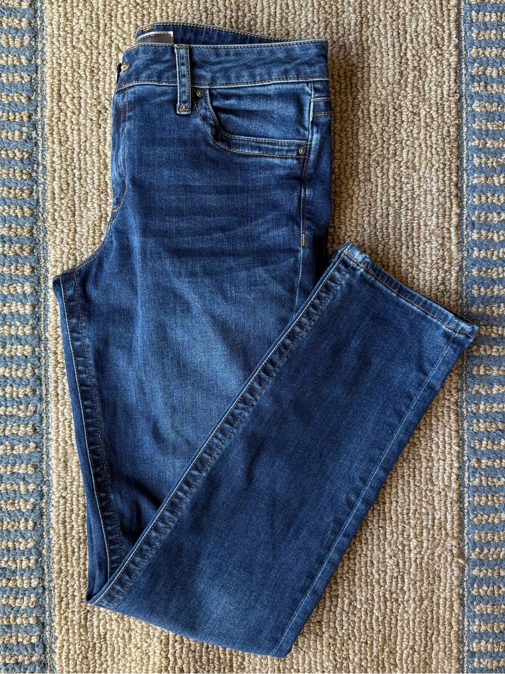 Kut from the Kloth Stevie Straight Leg Jeans